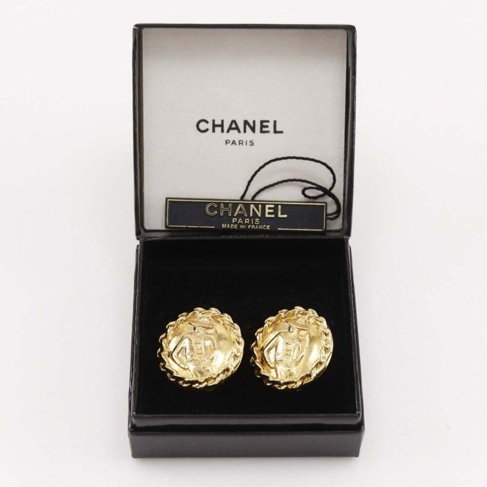 CHANEL Gold Earrings - Picture 9 of 9